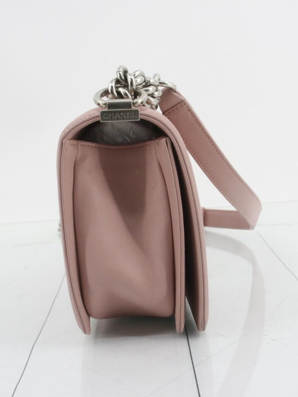 Chanel Pink Boy Bag 20-Series - Picture 4 of 16